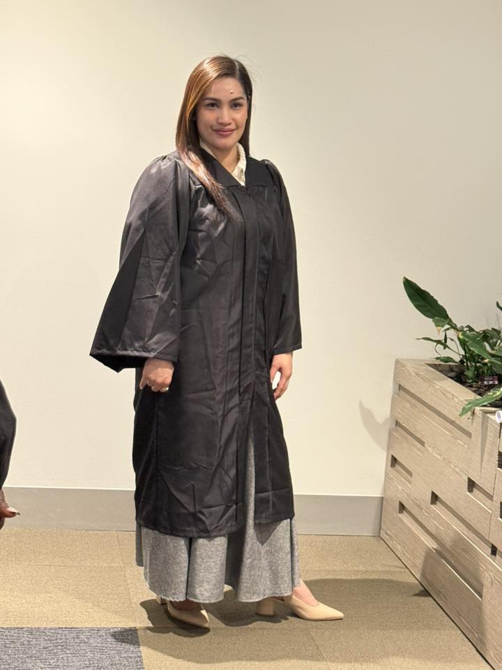 Nataliya Kaleyn DZ Graduates from Imperial Institute of Sydney