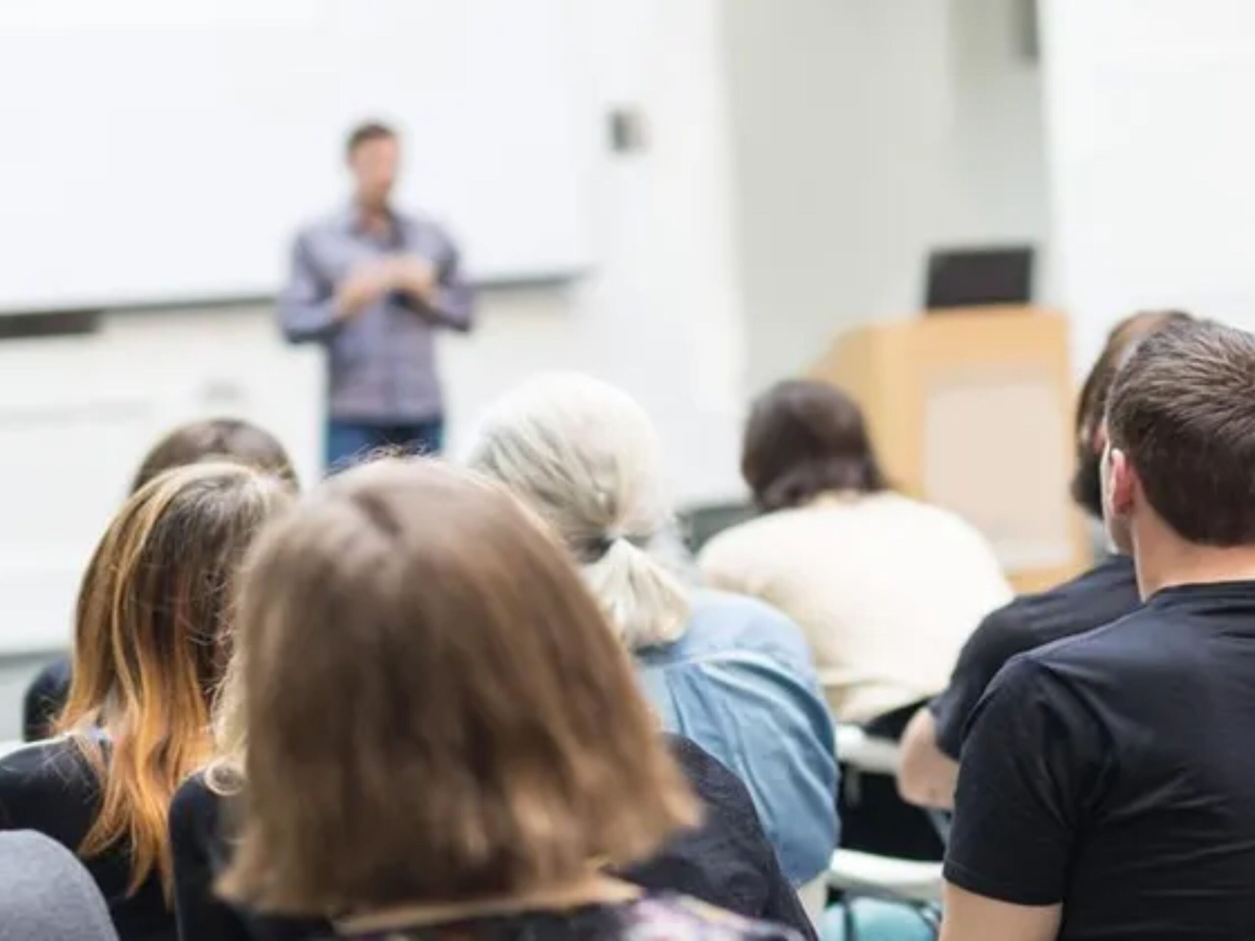 VET vs University: Which Pathway Actually Pays Off in Australia?